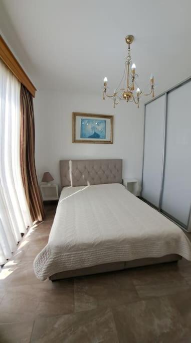 Isabella Court Townhouse Near Venus Beach And Lidl Paphos Kültér fotó