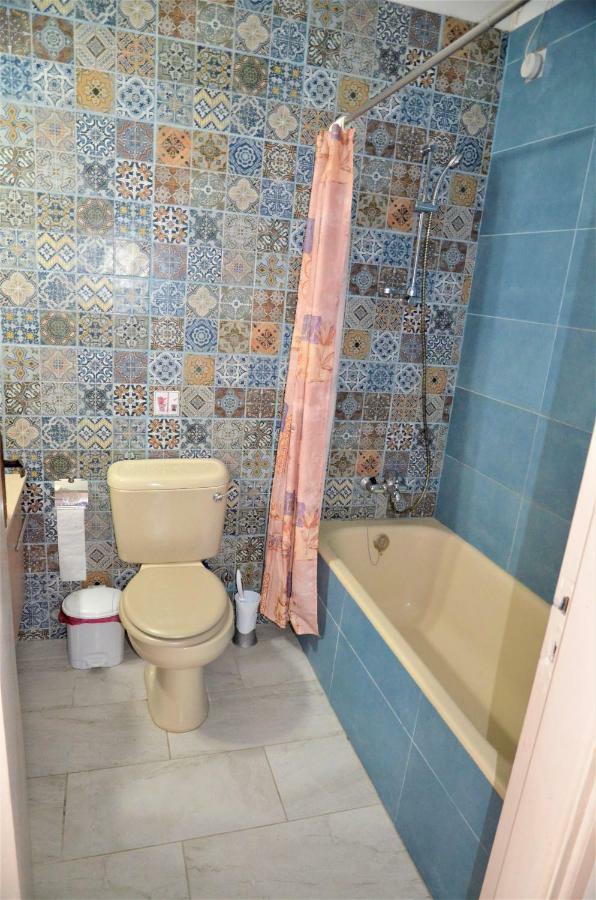 Isabella Court Townhouse Near Venus Beach And Lidl Paphos Kültér fotó